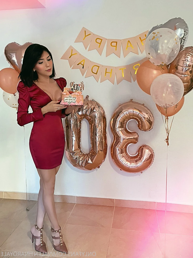 Valentina Royale [ valentinaroyale ] Onlyfans leaked photo 10099668 on Hotleaks.tv