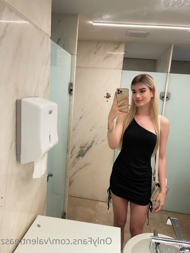 VALENTINA [ valentinasz ] Onlyfans leaked photo 12458311 on Hotleaks.tv