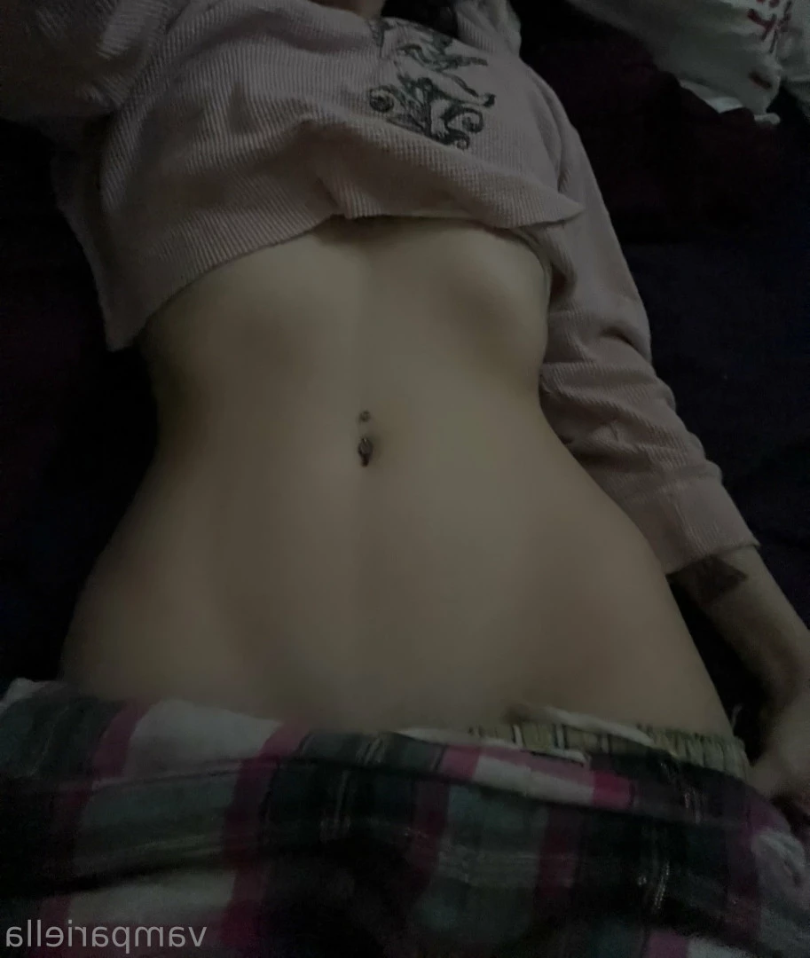 a r i e ^,..,^ [ vampariella ] Onlyfans leaked photo 8033651 on Hotleaks.tv