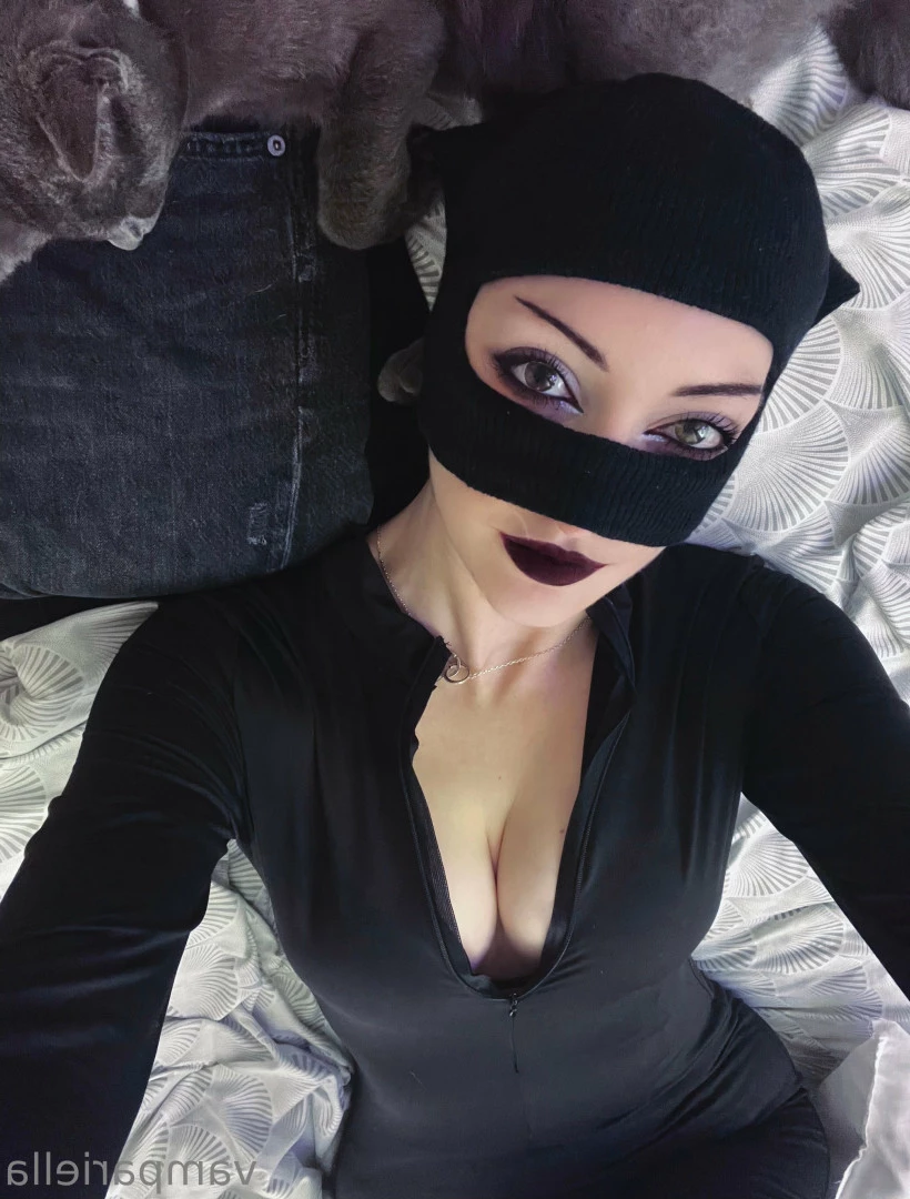 a r i e ^,..,^ [ vampariella ] Onlyfans leaked photo 8034680 on Hotleaks.tv