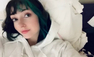 9835484
