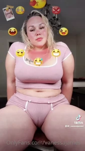 Vanessa James [ vanessajames1 ] Onlyfans leaked video 9833549 on Hotleaks.tv