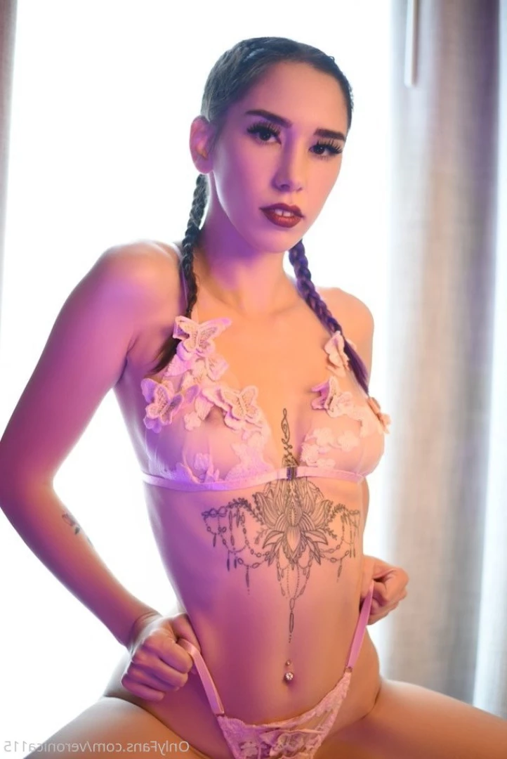 Vixen Vee [ vee4vixen ] Onlyfans leaked photo 8033914 on Hotleaks.tv
