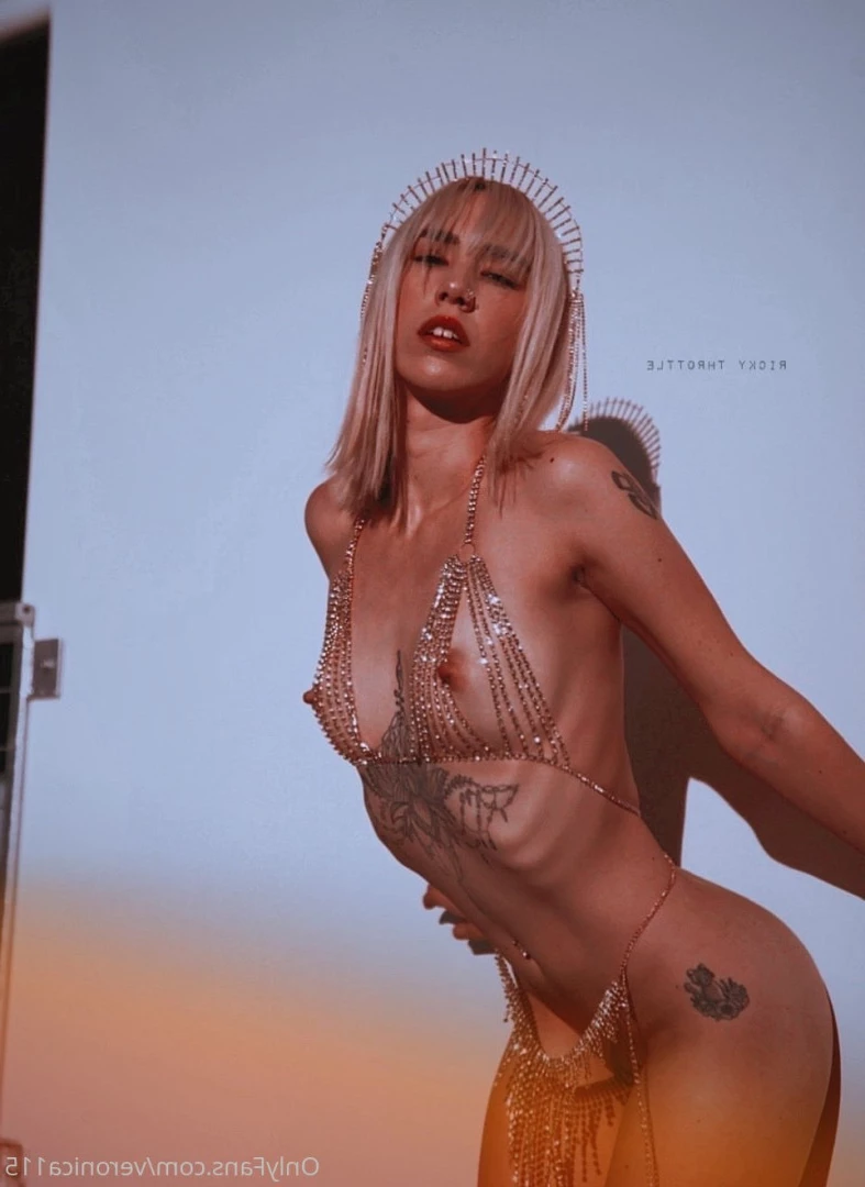 Vixen Vee [ vee4vixen ] Onlyfans leaked photo 8034513 on Hotleaks.tv