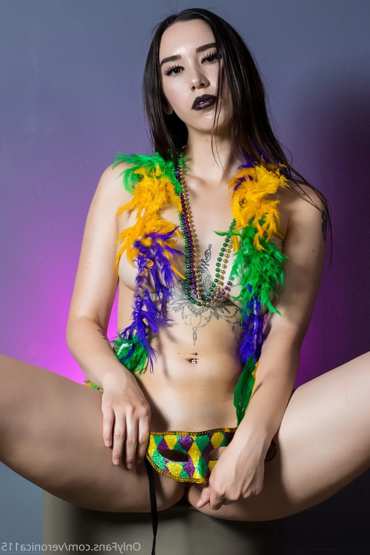 Vixen Vee [ vee4vixen ] Onlyfans leaked photo 8035960 on Hotleaks.tv