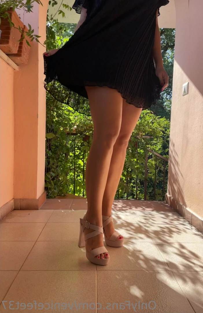 venicefeet37 Onlyfans leaked photo 11602745 on Hotleaks.tv