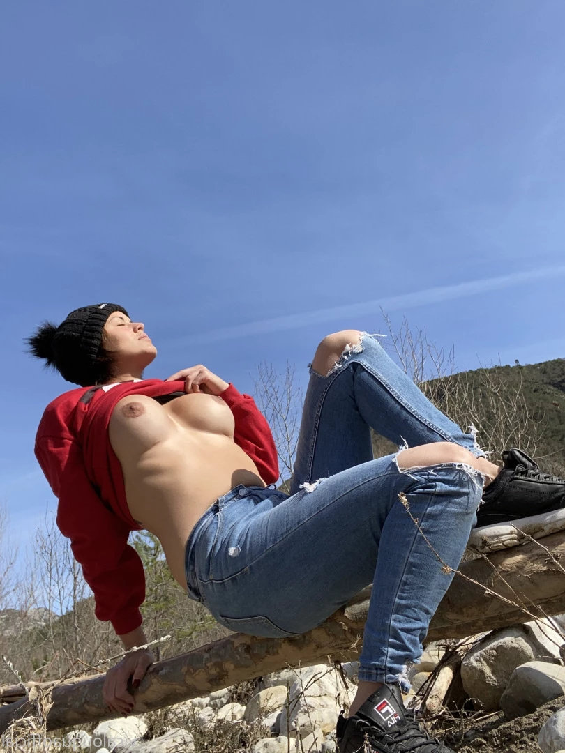 VicAlouqua [ vicalouquaofficial ] Onlyfans leaked photo 8184751 on Hotleaks.tv