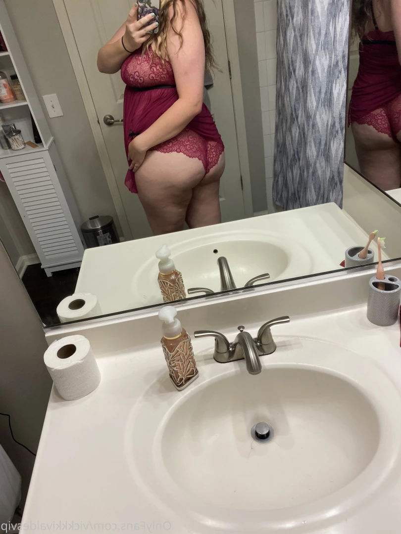 Vickkki Valdes 😈 VIP [ vickkkivaldess_xo ] Onlyfans leaked photo 9905322 on Hotleaks.tv