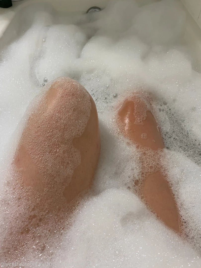 Vickkki Valdes 😈 VIP [ vickkkivaldess_xo ] Onlyfans leaked photo 9906177 on Hotleaks.tv