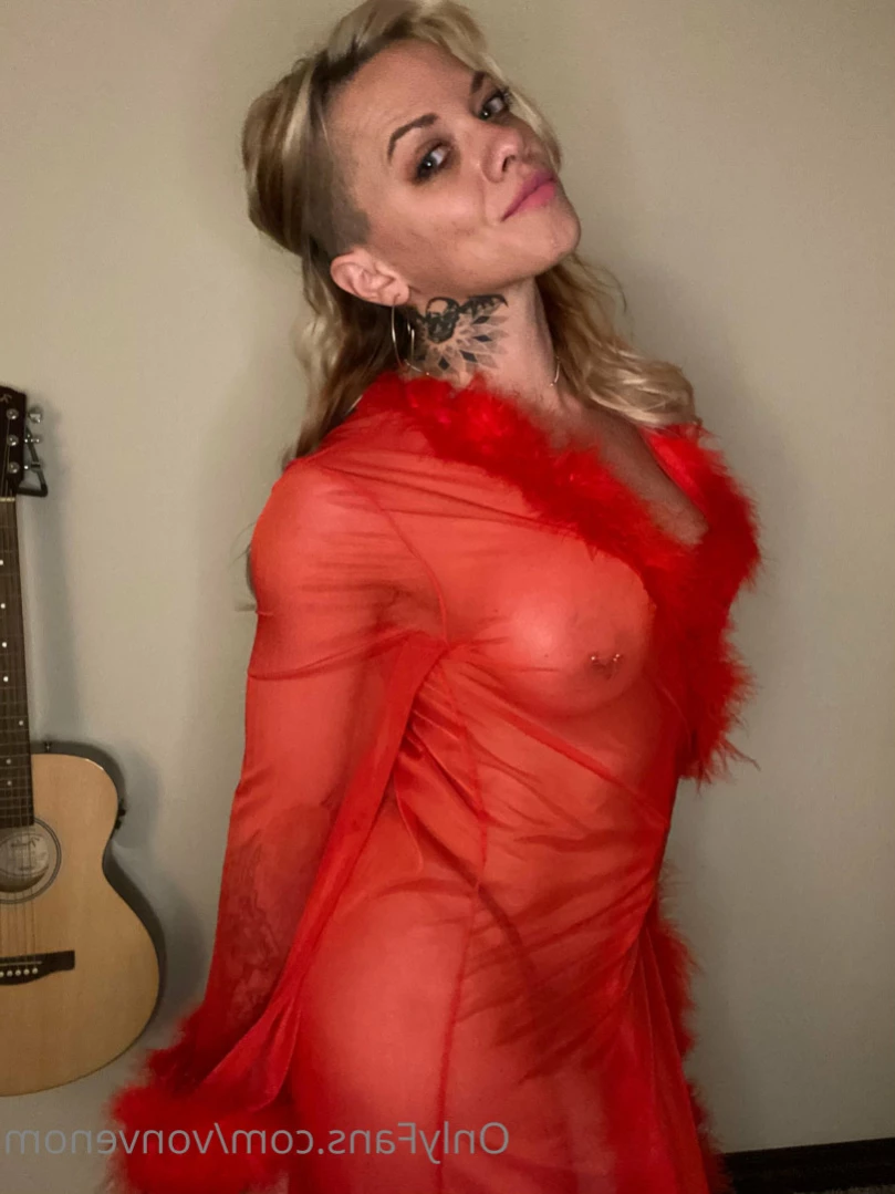 Miss VonVenom [ vonvenom ] Onlyfans leaked photo 11618403 on Hotleaks.tv
