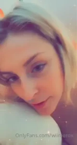 🍑 Wiinie 🍑 [ wiinierox ] Onlyfans leaked video 9818956 on Hotleaks.tv