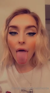 🍑 Wiinie 🍑 [ wiinierox ] Onlyfans leaked video 9819155 on Hotleaks.tv
