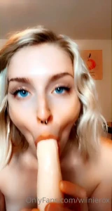 🍑 Wiinie 🍑 [ wiinierox ] Onlyfans leaked video 9819315 on Hotleaks.tv