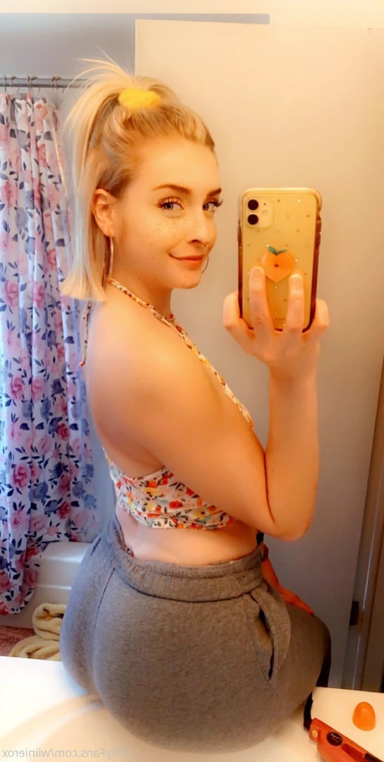 🍑 Wiinie 🍑 [ wiinierox ] Onlyfans leaked photo 10104886 on Hotleaks.tv