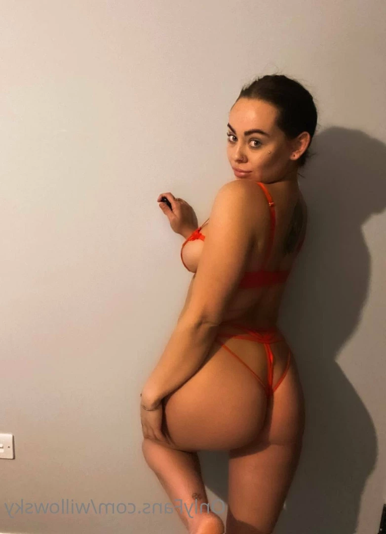 YOUR WETTEST ADDICTION 😈 [ willowsky ] Onlyfans leaked photo 8088058 on Hotleaks.tv