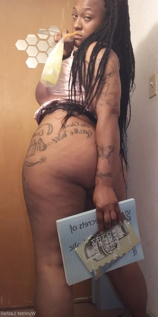 TheeeeHustler [ winterlashelldior ] Onlyfans leaked photo 10109761 on Hotleaks.tv