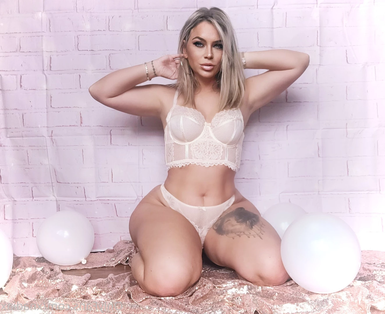 🟢 PHAT ASS MOM  (NO ADS!) 🇬🇧 [ xnadiax ] Onlyfans leaked photo 10010920 on Hotleaks.tv