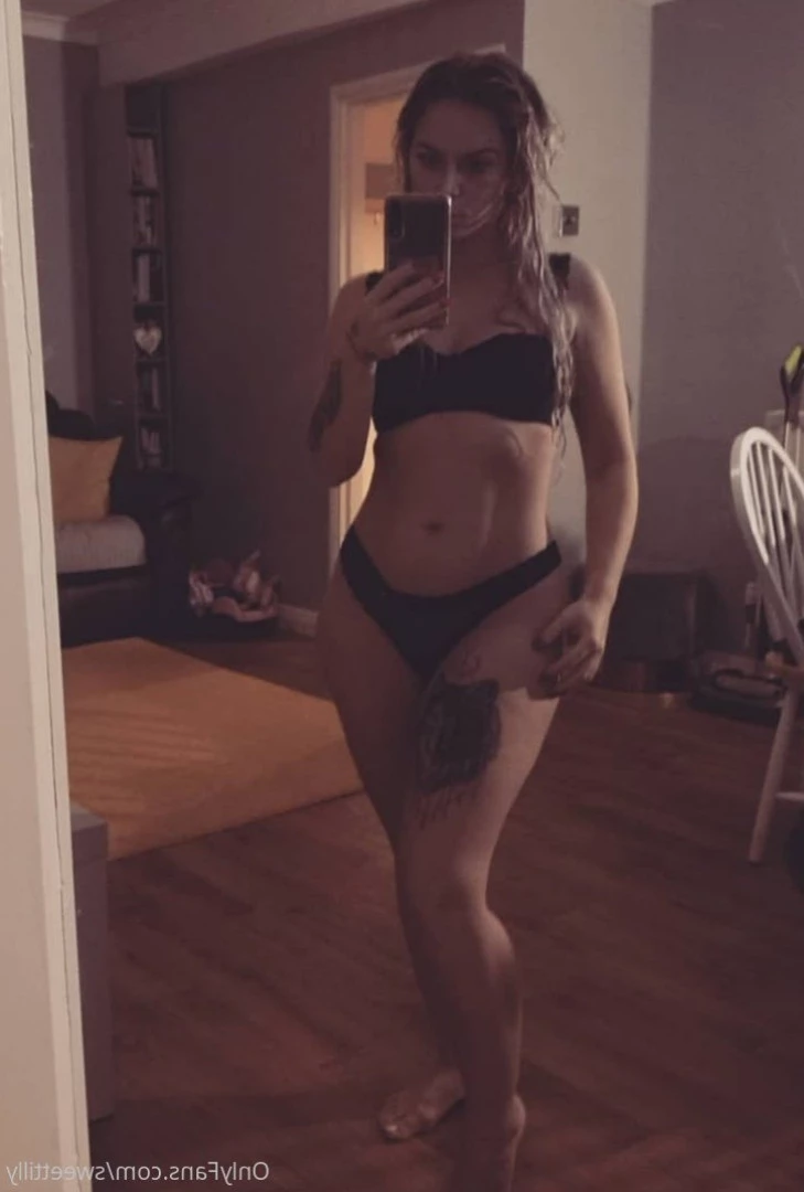 🟢 PHAT ASS MOM  (NO ADS!) 🇬🇧 [ xnadiax ] Onlyfans leaked photo 10013561 on Hotleaks.tv