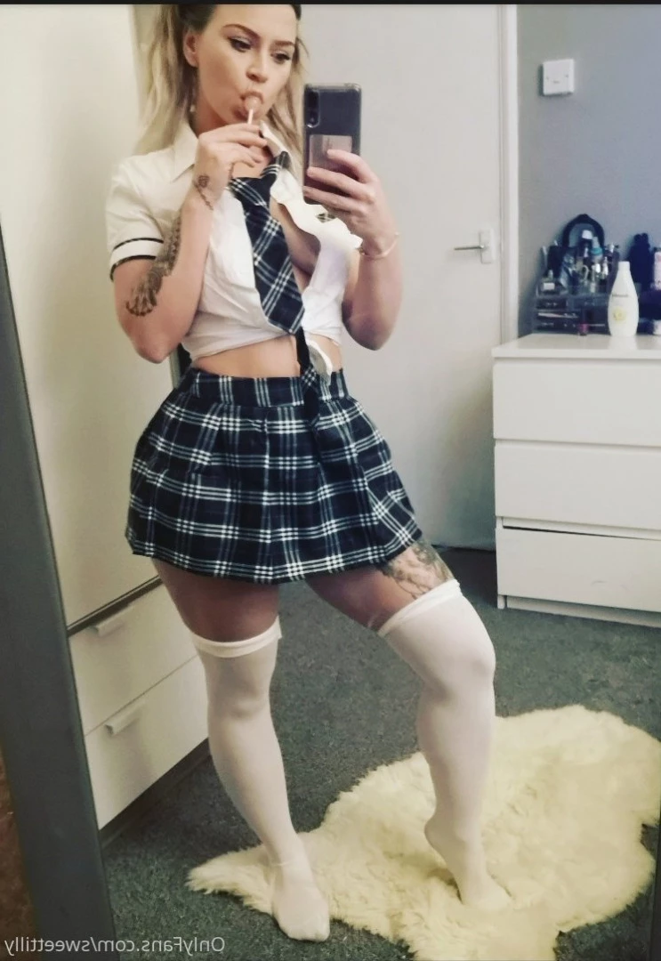 🟢 PHAT ASS MOM  (NO ADS!) 🇬🇧 [ xnadiax ] Onlyfans leaked photo 10019974 on Hotleaks.tv