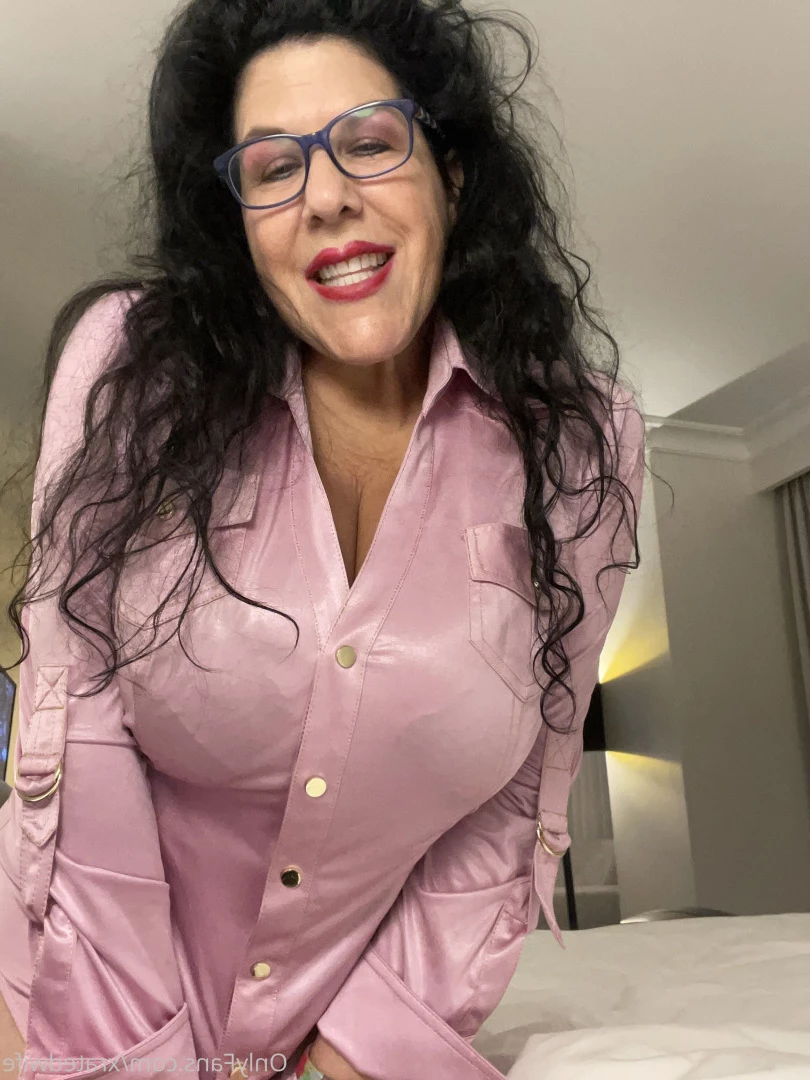 Carol Foxxx [ xratedwife ] Onlyfans leaked photo 8054994 on Hotleaks.tv