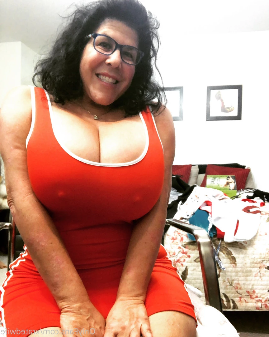 Carol Foxxx [ xratedwife ] Onlyfans leaked photo 8073276 on Hotleaks.tv