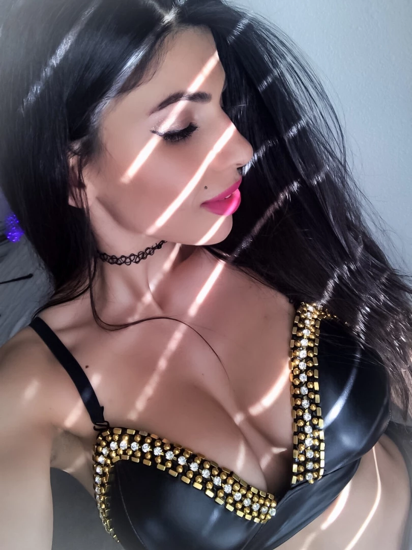 QueenRegina [ xsweetreginax ] Onlyfans leaked photo 8048732 on Hotleaks.tv