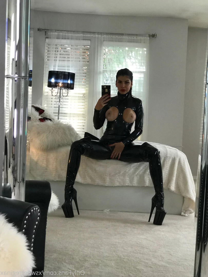 QueenRegina [ xsweetreginax ] Onlyfans leaked photo 8055138 on Hotleaks.tv