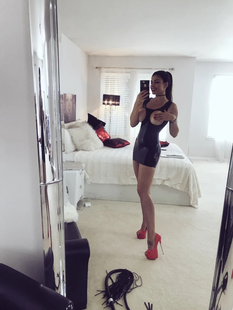 QueenRegina [ xsweetreginax ] Onlyfans leaked photo 8055422 on Hotleaks.tv