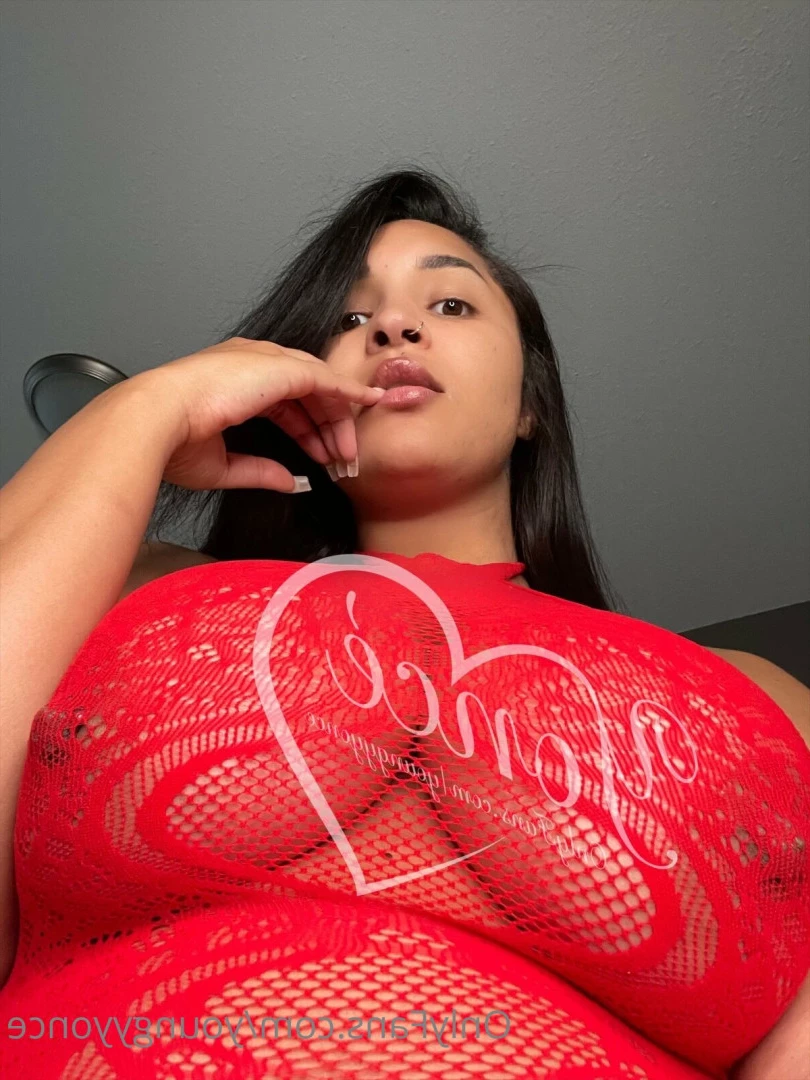 Yoncé [ youngyyonce ] Onlyfans leaked photo 8026628 on Hotleaks.tv
