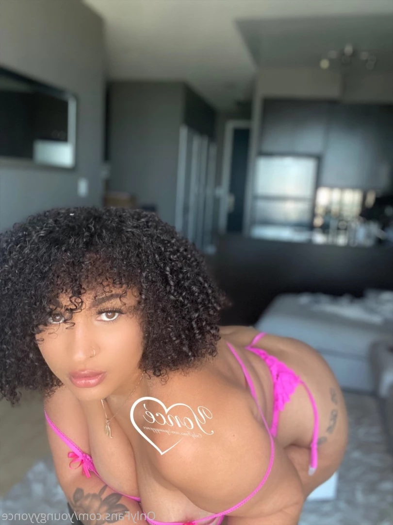 Yoncé [ youngyyonce ] Onlyfans leaked photo 8027367 on Hotleaks.tv