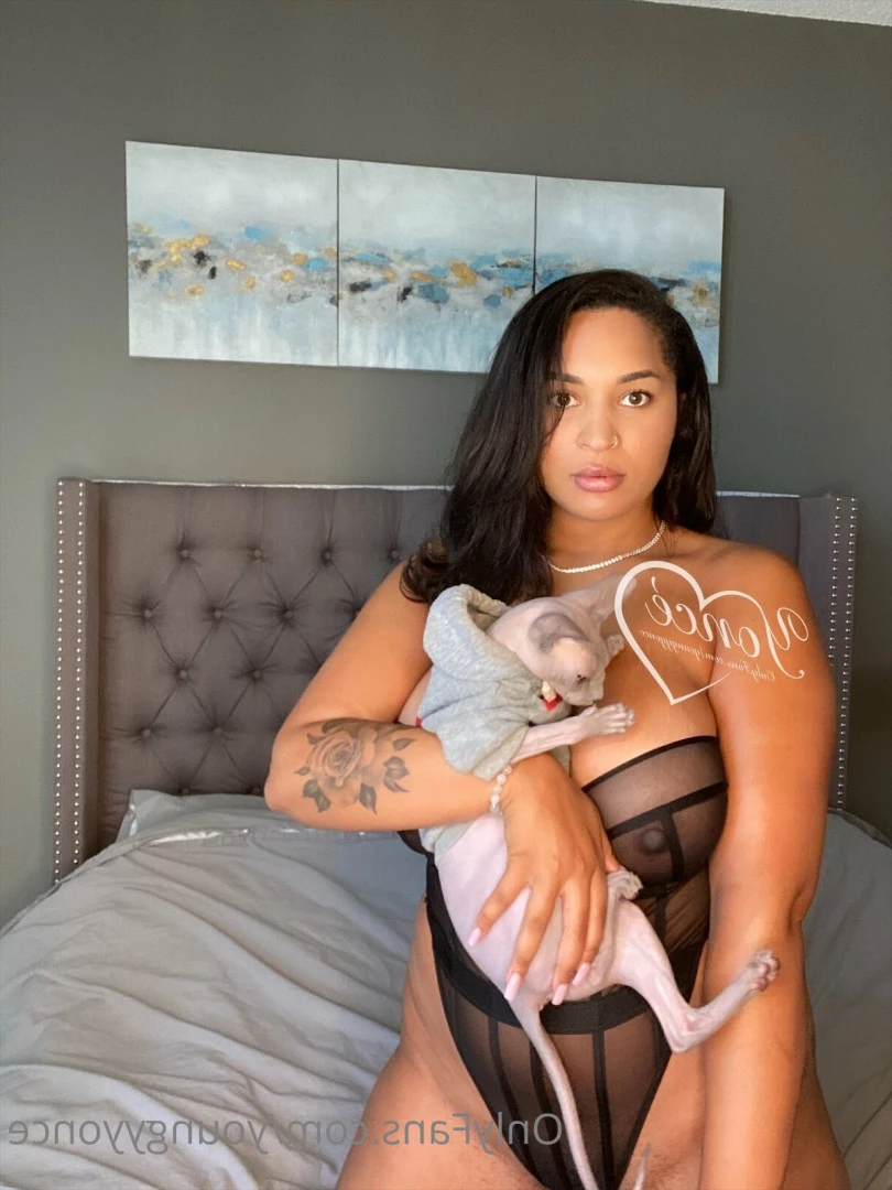 Yoncé [ youngyyonce ] Onlyfans leaked photo 8027378 on Hotleaks.tv