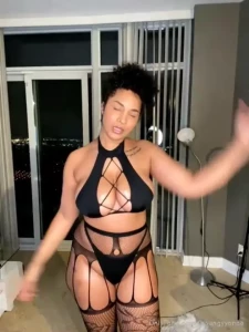 Yoncé [ youngyyonce ] Onlyfans leaked video 9793574 on Hotleaks.tv