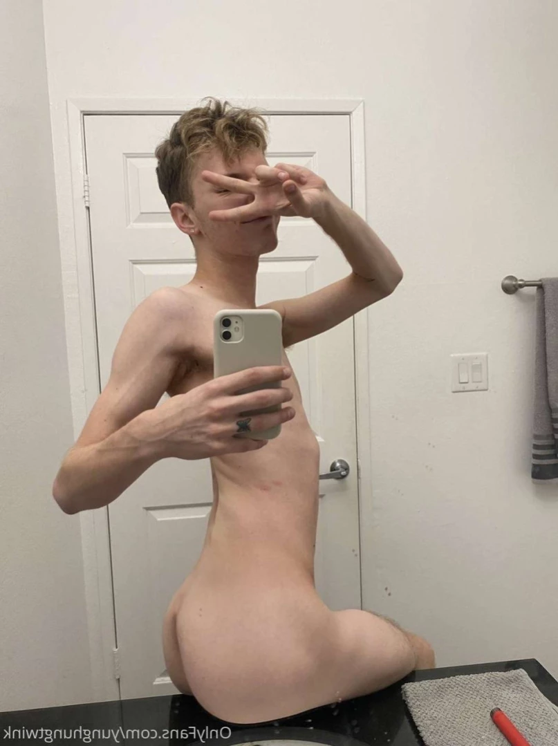 Yung [ yunghungtwink ] Onlyfans leaked photo 13332759 on Hotleaks.tv