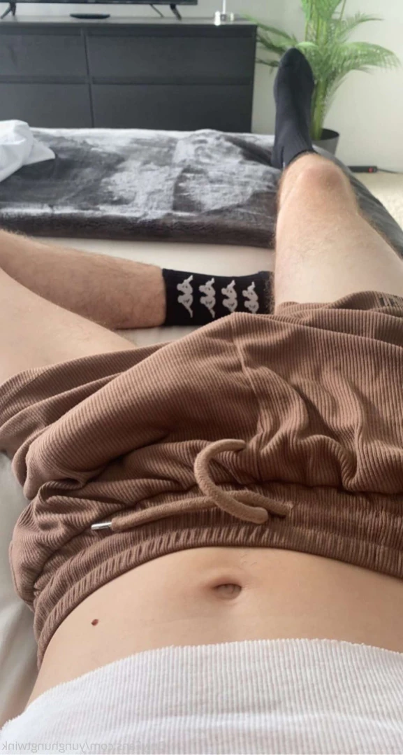 Yung [ yunghungtwink ] Onlyfans leaked photo 13366337 on Hotleaks.tv