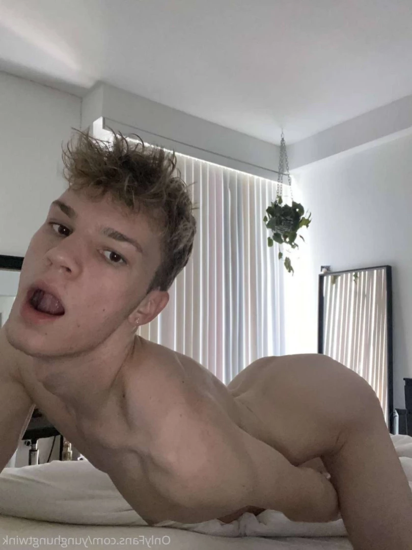 Yung [ yunghungtwink ] Onlyfans leaked photo 15106654 on Hotleaks.tv
