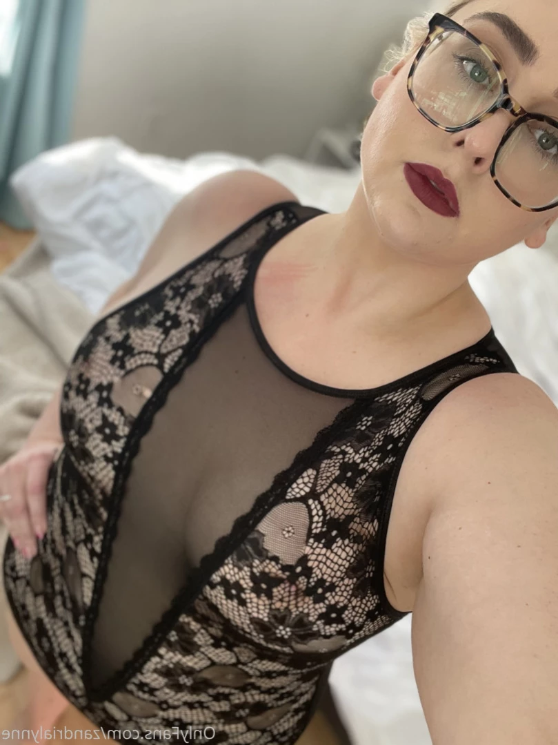 ★ 𝚉𝚊𝚗𝚍𝚛𝚒𝚊 𝙻𝚢𝚗𝚗𝚎 ★ ℂ𝕦𝕞 ℚ𝕦𝕖𝕖𝕟 [ zandrialynne ] Onlyfans leaked photo 16293533 on Hotleaks.tv