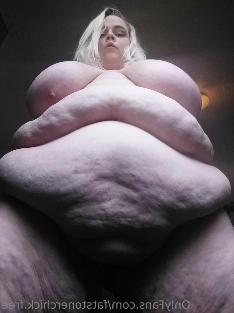 FatStonerChick(FREE) [ fatstonerchick.free ] Onlyfans leaked photo 8036973 on Hotleaks.tv