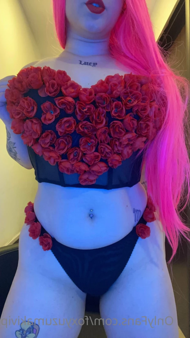 🦊𝐃𝐢𝐫𝐭𝐲 𝐂𝐨𝐬𝐩𝐥𝐚𝐲𝐞𝐫 𝐅𝐨𝐱𝐲💋 [ foxyuzumakivip ] Onlyfans leaked photo 11666857 on Hotleaks.tv