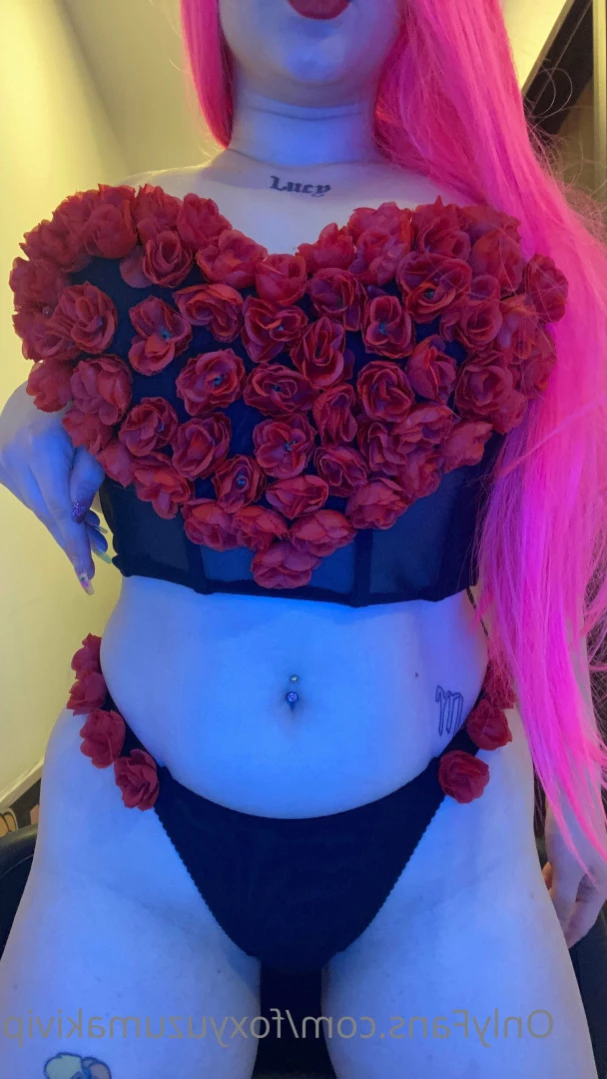🦊𝐃𝐢𝐫𝐭𝐲 𝐂𝐨𝐬𝐩𝐥𝐚𝐲𝐞𝐫 𝐅𝐨𝐱𝐲💋 [ foxyuzumakivip ] Onlyfans leaked photo 16250898 on Hotleaks.tv