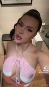 9753676