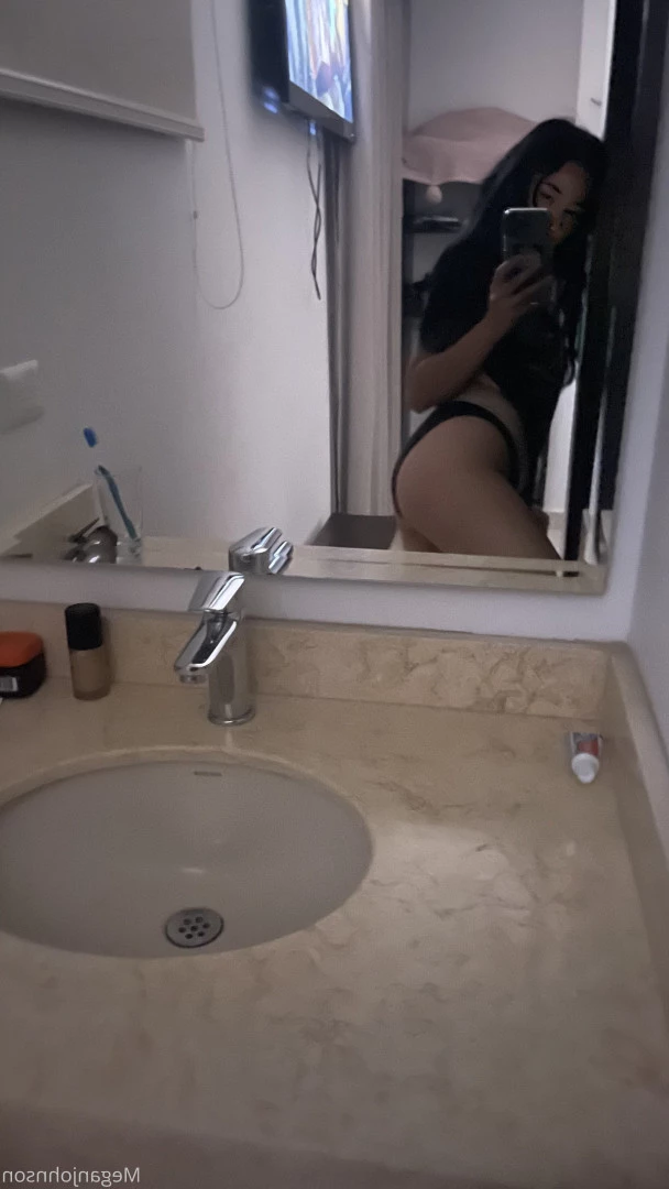 Megan [ meganjohnson ] Onlyfans leaked photo 8017736 on Hotleaks.tv
