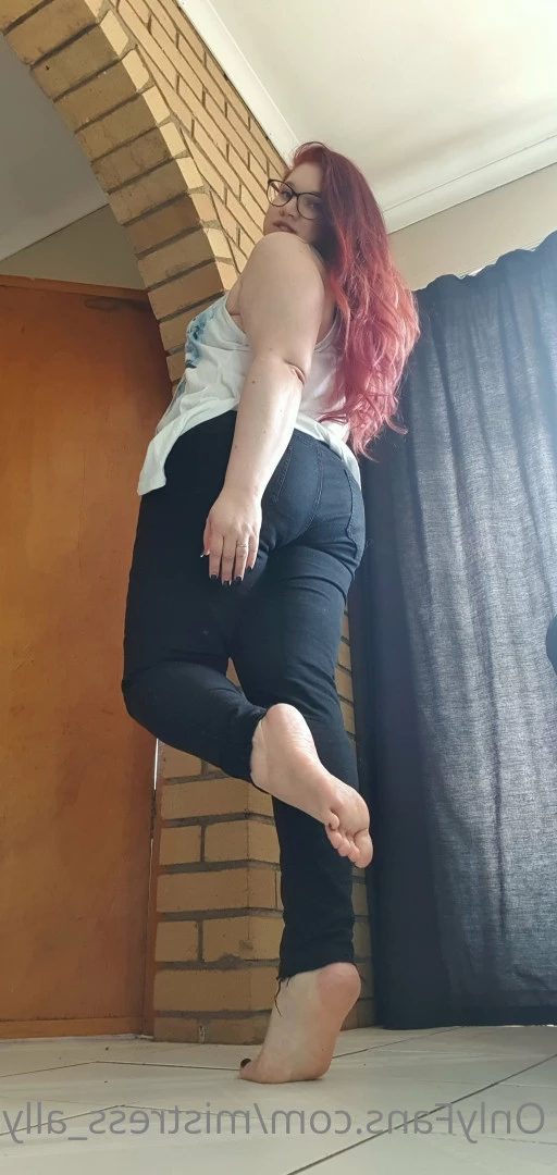 Mistress Ally [ mistress_ally ] Onlyfans leaked photo 8014546 on Hotleaks.tv