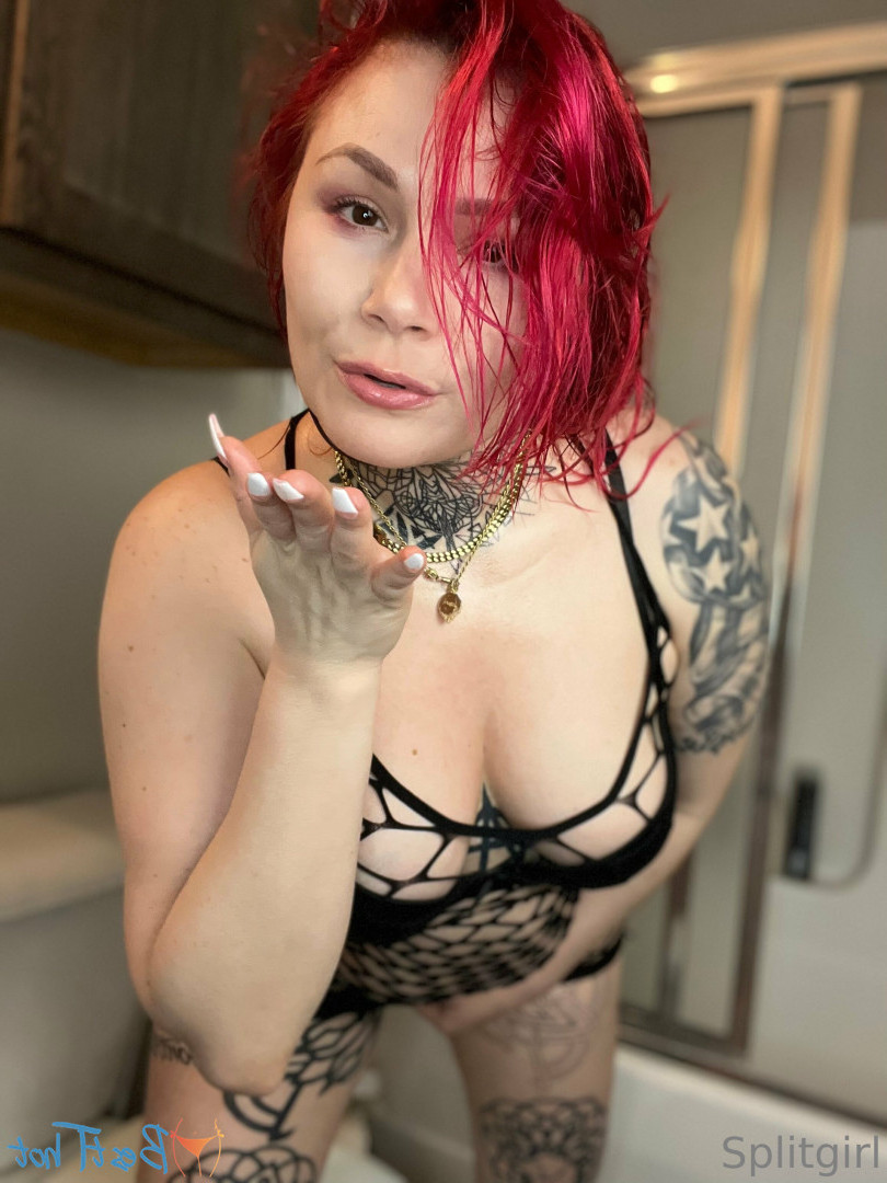 split.girl Onlyfans leaked photo 17496289 on Hotleaks.tv