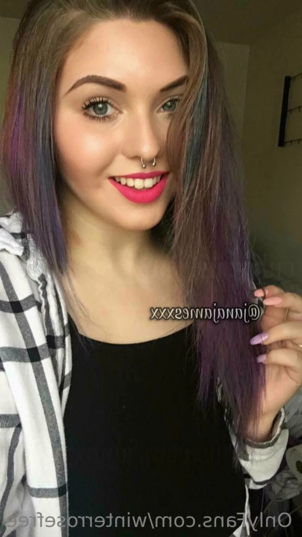 🥀 𝗕𝗜𝗚 𝗧𝗜𝗧𝗧𝗬 𝗘𝗠𝗢 GF🖤 [ winterrosefree ] Onlyfans leaked photo 11644816 on Hotleaks.tv