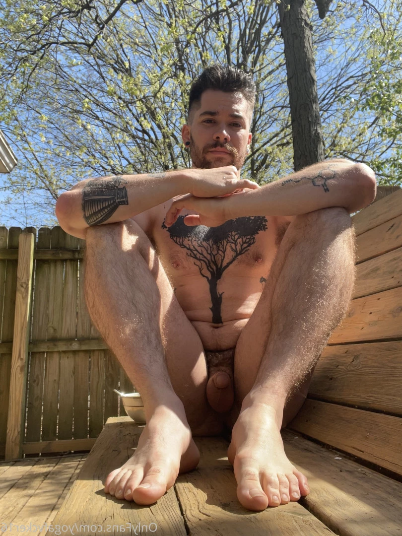 Col [ yogafvcker16 ] Onlyfans leaked photo 8012996 on Hotleaks.tv
