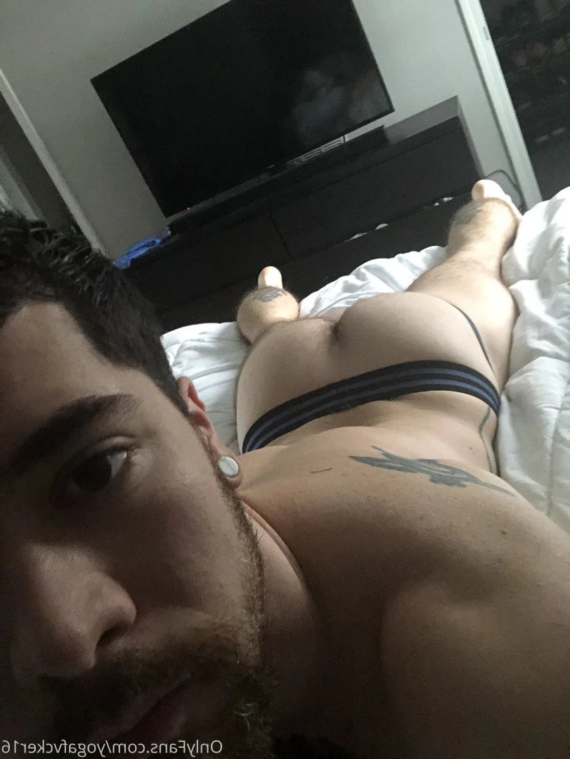 Col [ yogafvcker16 ] Onlyfans leaked photo 8013365 on Hotleaks.tv