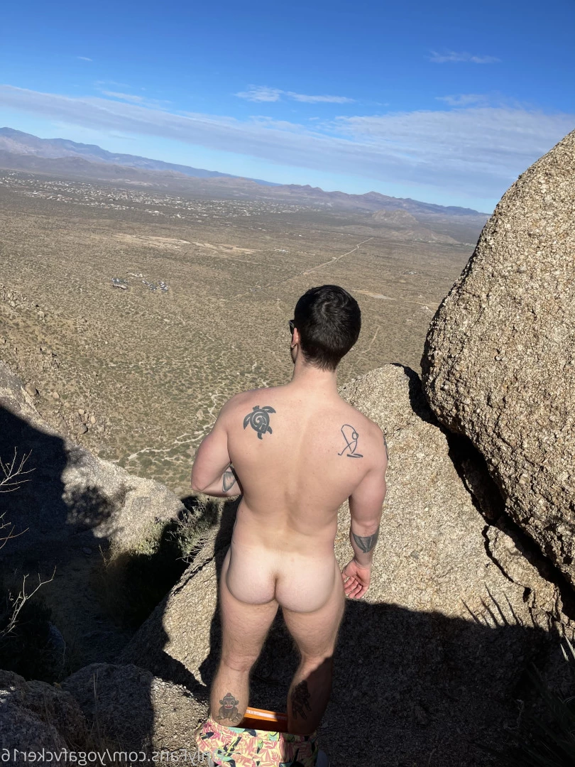 Col [ yogafvcker16 ] Onlyfans leaked photo 8013468 on Hotleaks.tv