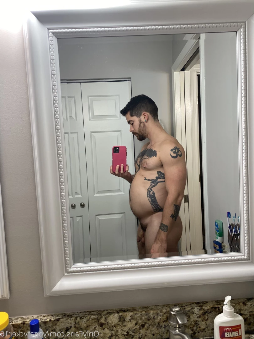 Col [ yogafvcker16 ] Onlyfans leaked photo 8013850 on Hotleaks.tv
