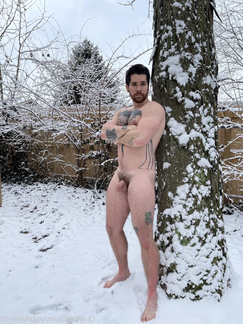 Col [ yogafvcker16 ] Onlyfans leaked photo 8013979 on Hotleaks.tv