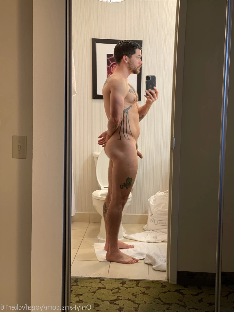 Col [ yogafvcker16 ] Onlyfans leaked photo 8014343 on Hotleaks.tv